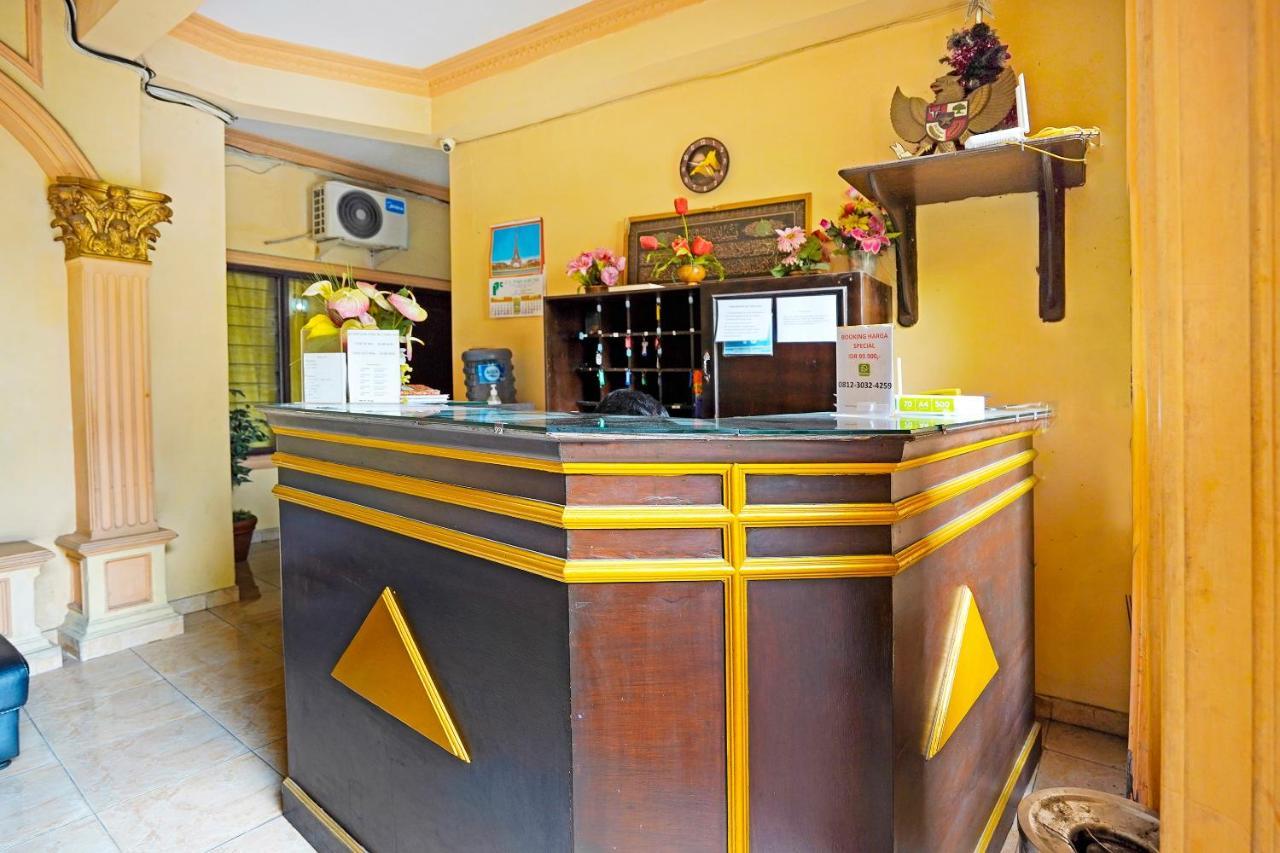Oyo 91390 Kost Grand Royal Elite Hotel Surabaya Exterior photo