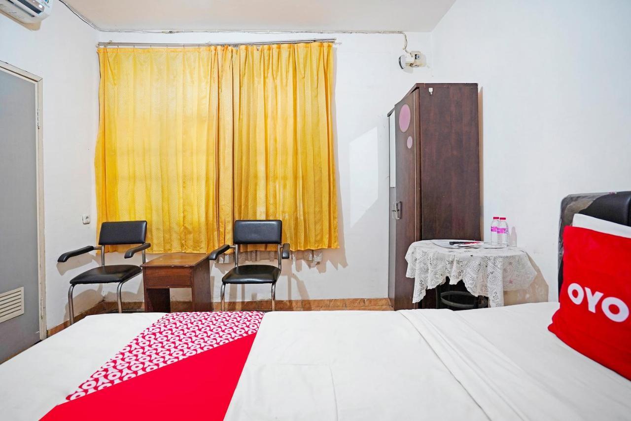 Oyo 91390 Kost Grand Royal Elite Hotel Surabaya Exterior photo