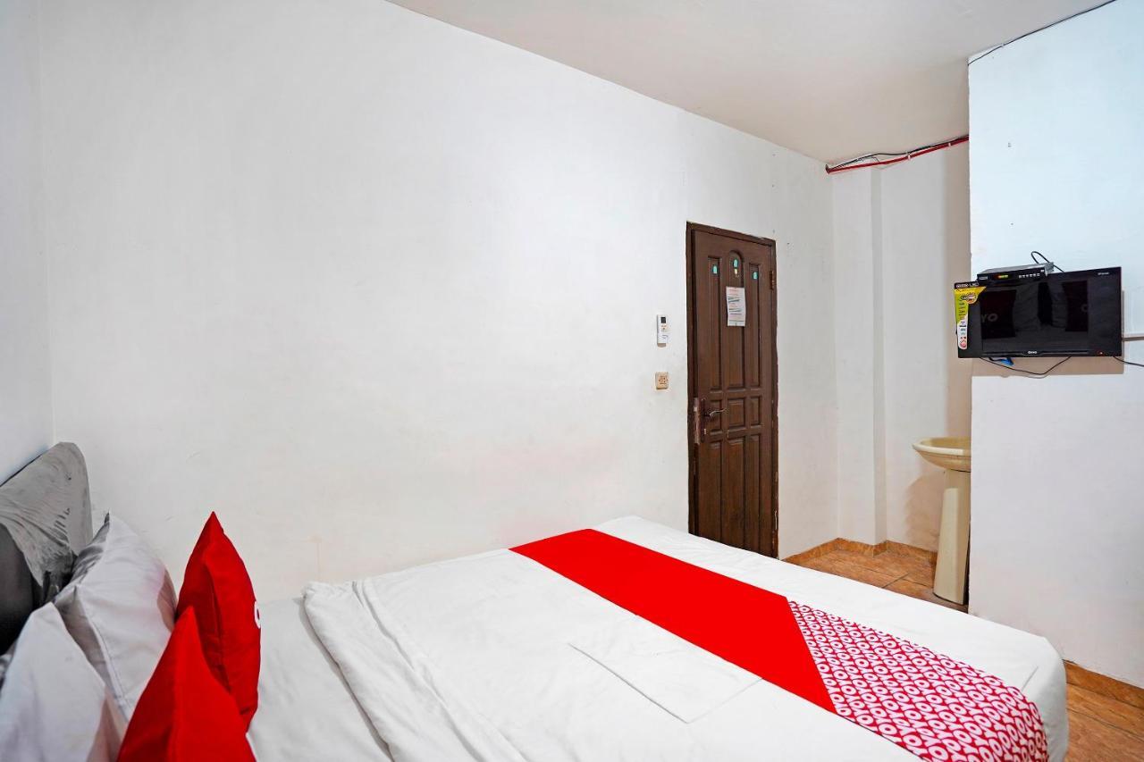 Oyo 91390 Kost Grand Royal Elite Hotel Surabaya Exterior photo