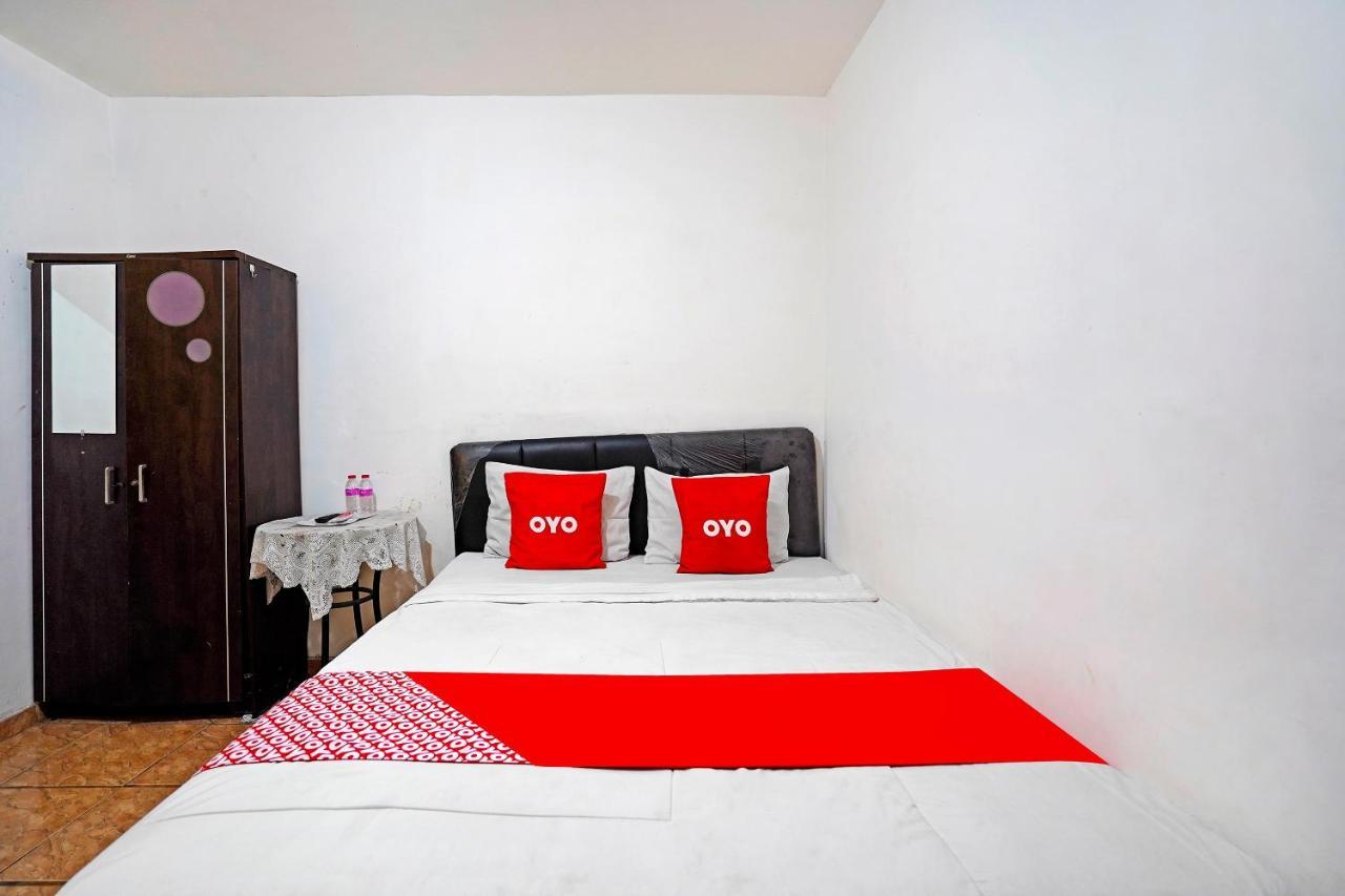 Oyo 91390 Kost Grand Royal Elite Hotel Surabaya Exterior photo