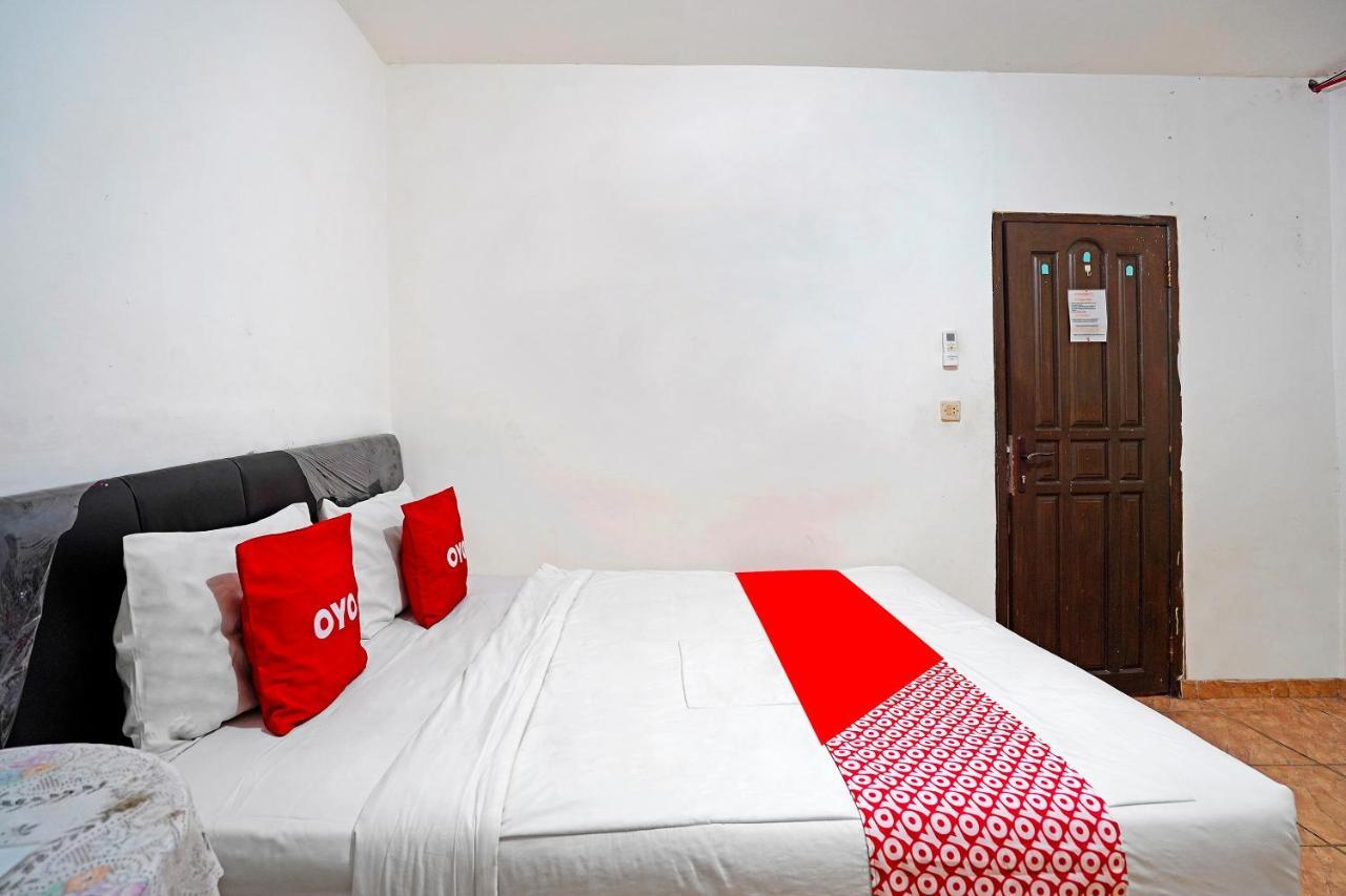 Oyo 91390 Kost Grand Royal Elite Hotel Surabaya Exterior photo